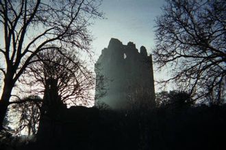 Blarney Castle - Approach (click to enlarge)